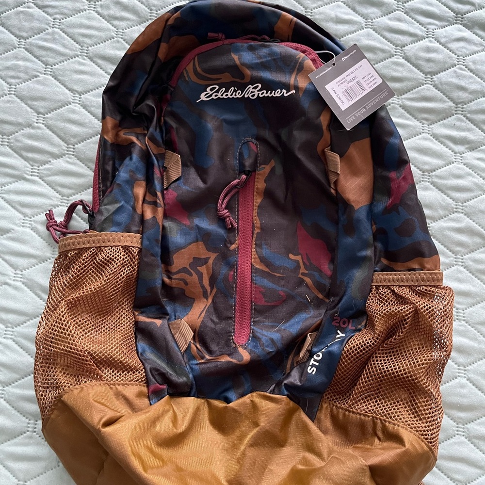 Eddie Bower light weight small back pack